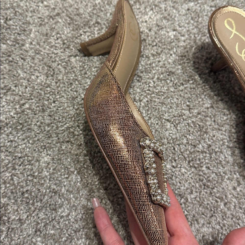 Sam Edelman 9 Kitten Heel Mule Beaded Metallic Gold Bronze Gorgeous shoe 2” - Picture 3 of 12